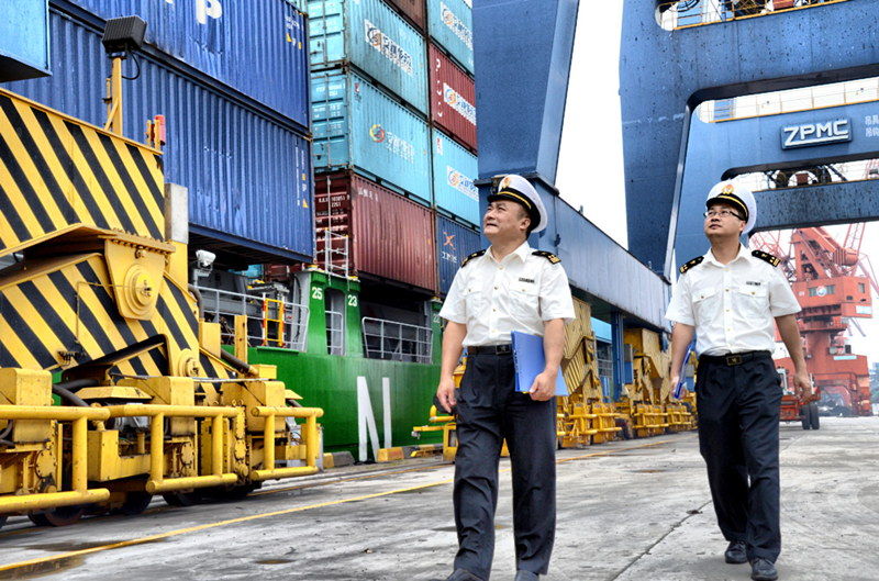 不要求退税等货物实施便捷进出综合保税区管理