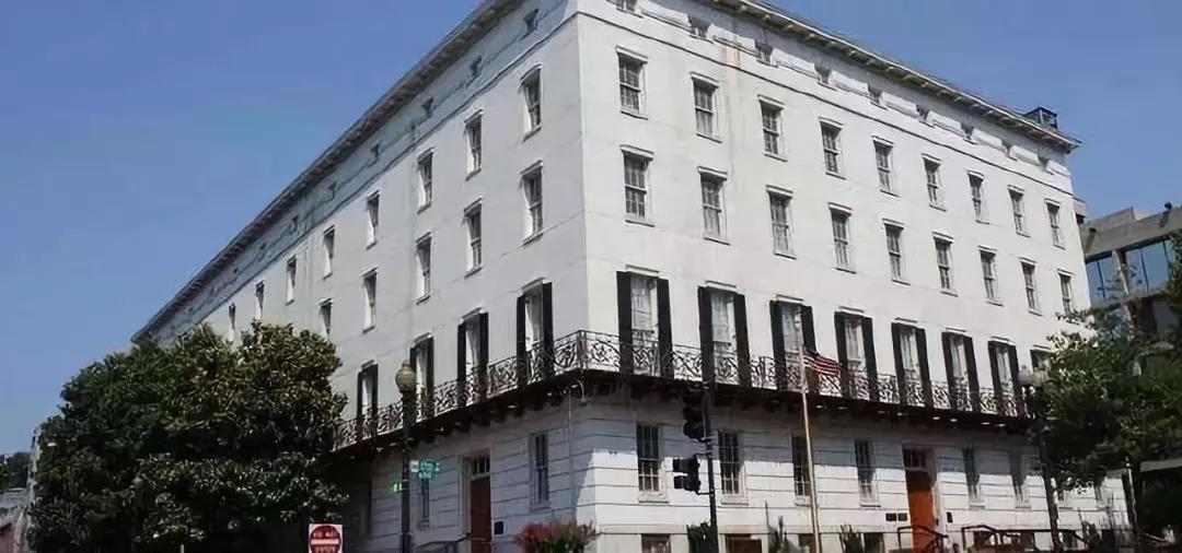 美国取消包括中国在内25个发展经济体补贴优惠待遇