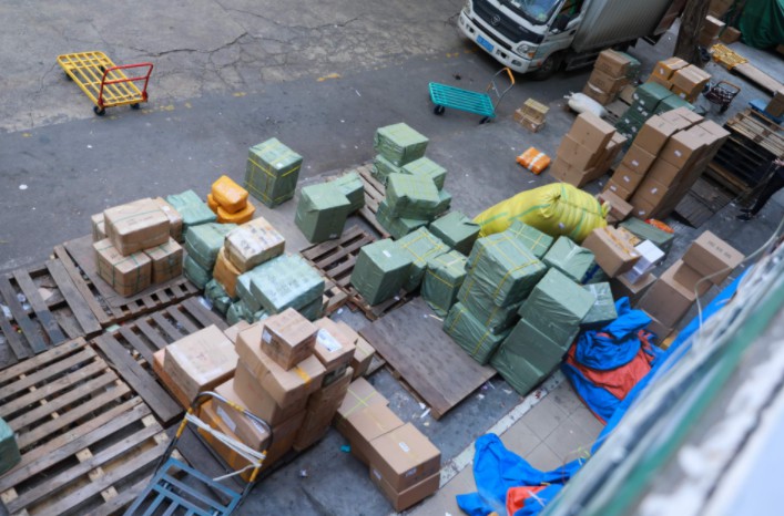 武汉：各快递企业将逐步全面复工