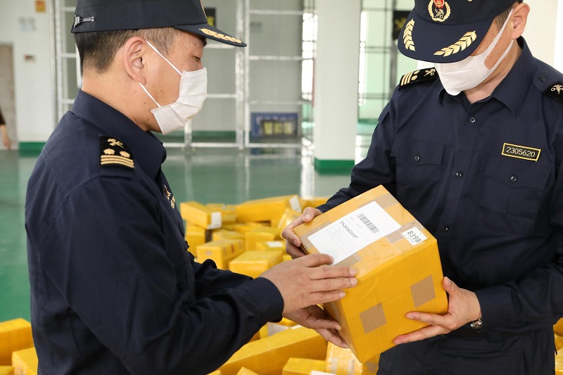 助力新业态发展 连云港综保区跨境电商月均销售破百万