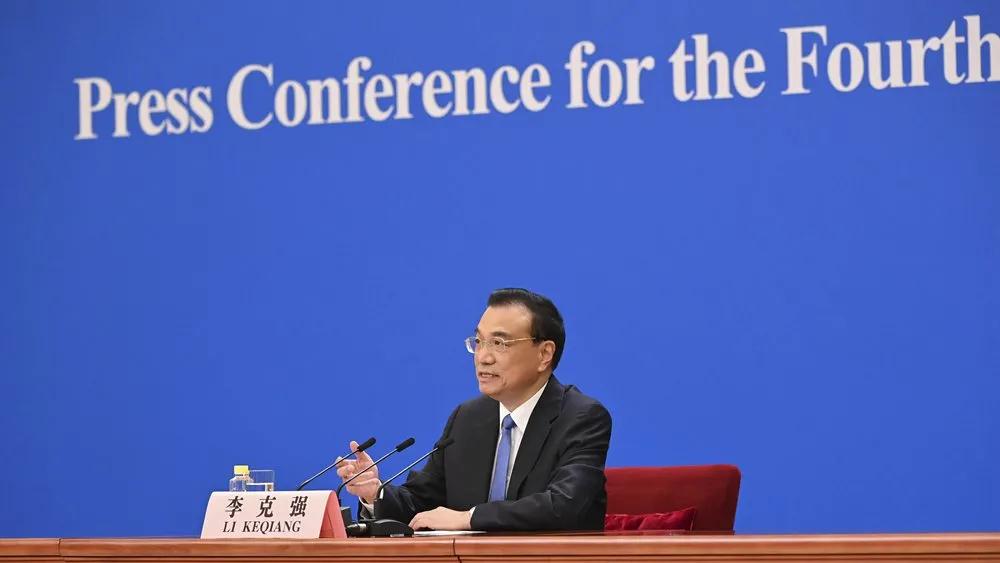总理李克强：网购、快递逆势快速增长，带动了就业和传统产业发展