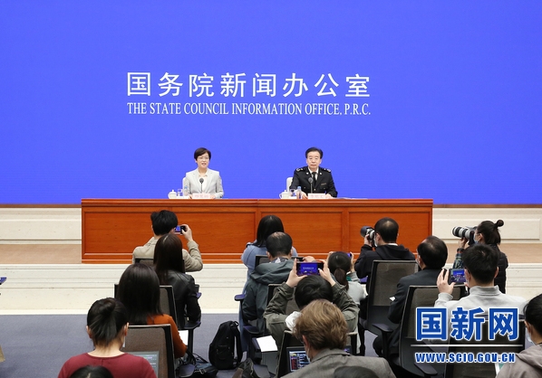 海关总署：一季度，我国货物贸易进出口总值8.47万亿元人民币 