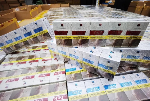 保税仓查获进口的涉嫌侵权香烟，重量超10吨 