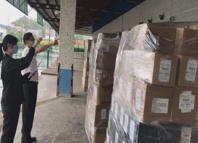案值约2亿元，清远警方查获跨境电商渠道“水客”走私化妆品案 
