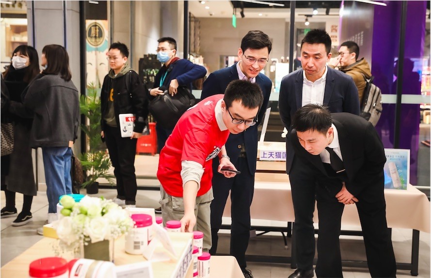杭州开出首家“跨境新零售店”，首创“保税展示+新零售”模式-货之家
