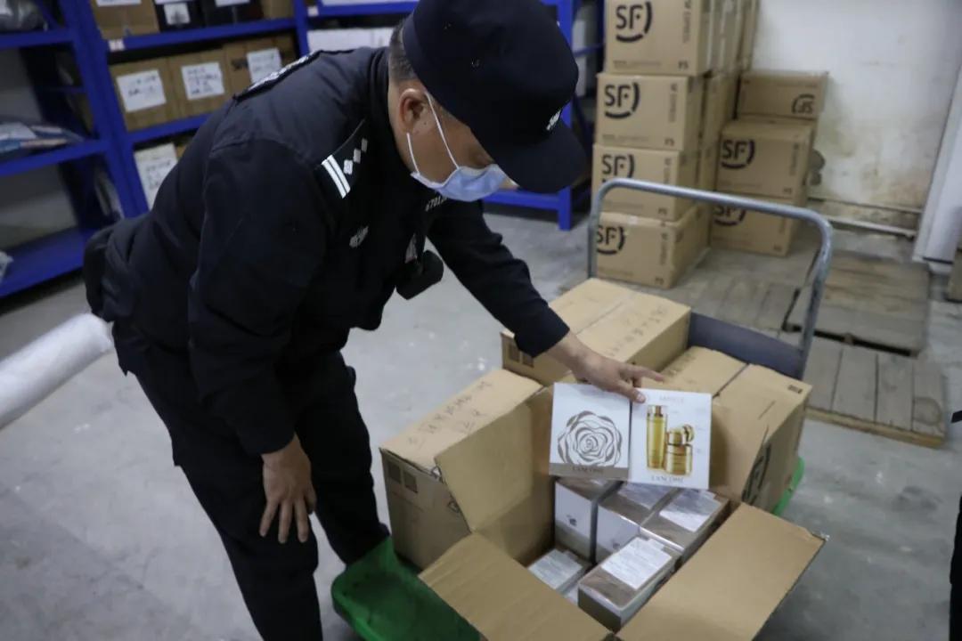 湛江海口桂林开展打击海南离岛免税套购走私专项行动-货之家