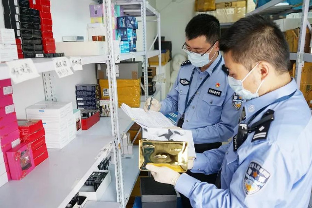 太原海关破获500万奢侈品走私案-货之家