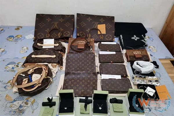 “水客”走私奢侈品案宣判,罚金181万!-货之家 “水客”走私奢侈品案宣判,罚金181万!-货之家