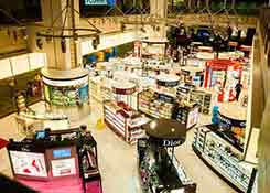 搭建跨境S2B2C平台，为小B代购连接1万家海外线下消费场景