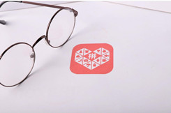 拼多多股价今年飙涨近50% 市值超百度